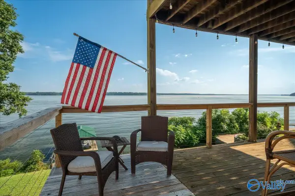 6084 Bay Hill Drive, Athens, AL 35611