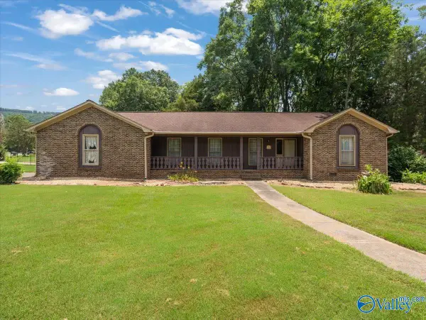 2500 Galahad Drive, Huntsville, AL 35803
