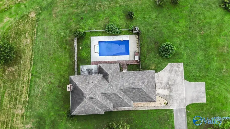 589 Cobb Road, Arab, AL 35016 - #2