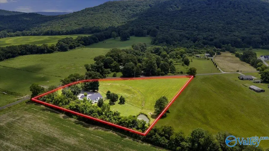 1121 Old Larkinsville Road, Scottsboro, AL 35768 - #3