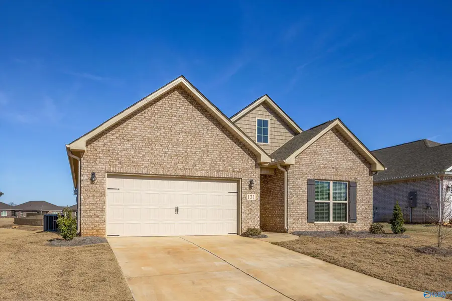 121 Heritage Lakes Boulevard, New Market, AL 35761 - #3