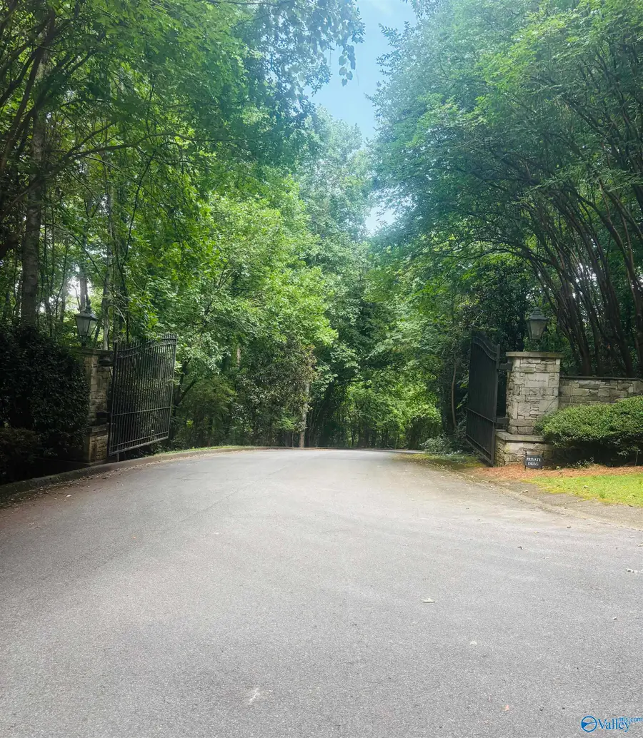 6 Northwoods Trail, Gadsden, AL 35901 - #3