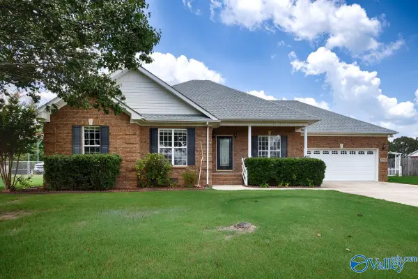 27709 Michael Lane, Toney, AL 35773