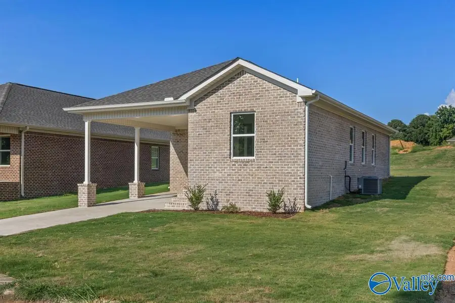 31 S Crown Street, Florence, AL 35630 - #2