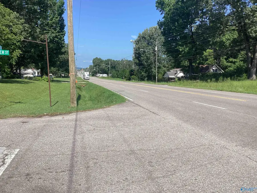 3422 Forrest Avenue, Gadsden, AL 35904 - #2