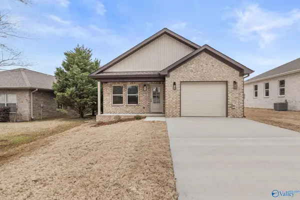 32 S Praire Street, Florence, AL 35630