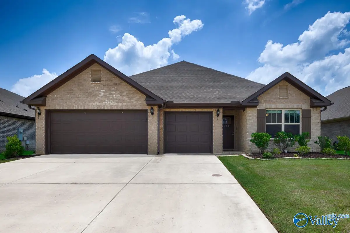 102 Barlow Way, Owens Cross Roads, AL 35763 - #1