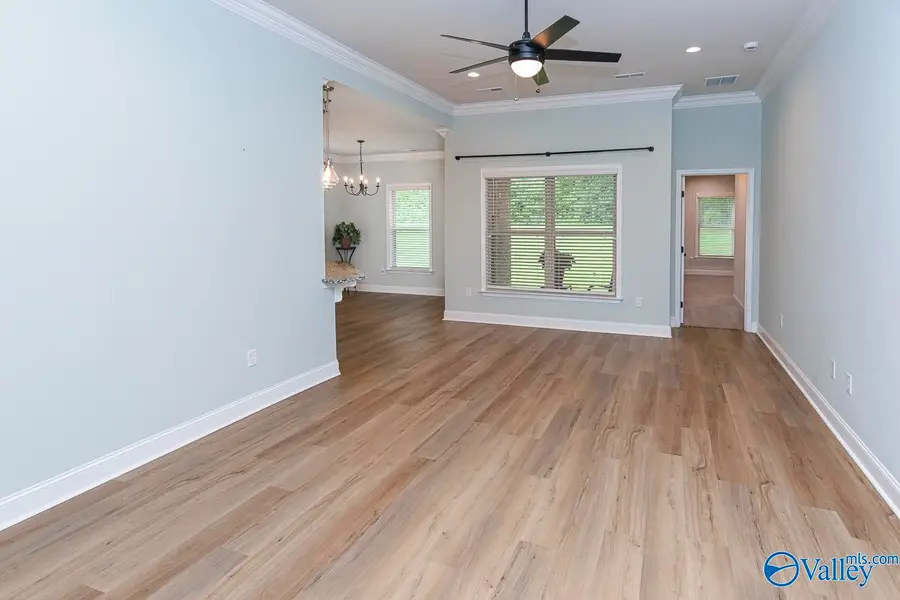 154 Midpark Drive, Meridianville, AL 35759 - #3