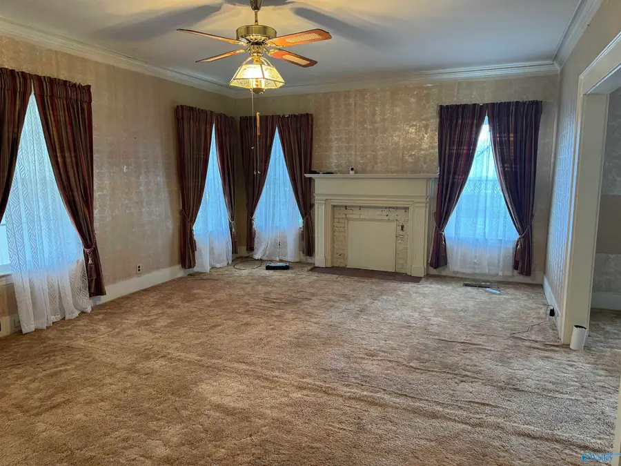 612 Gault Avenue N, Fort Payne, AL 35967 - #2