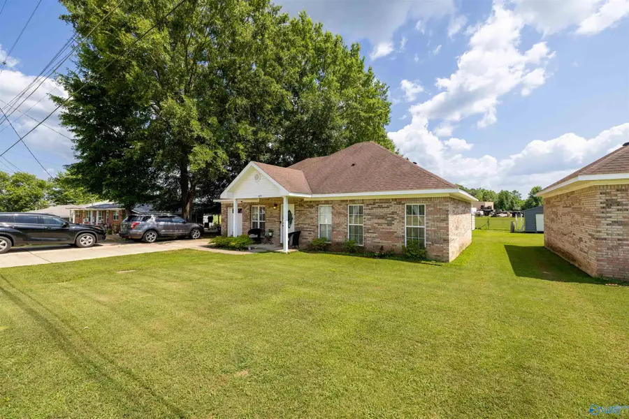 825 4th Avenue Sw, Hamilton, AL 35570 - #2