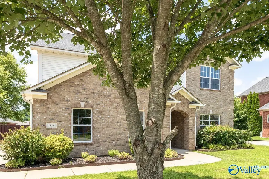 104 Raymon Circle, Huntsville, AL 35806 - #3