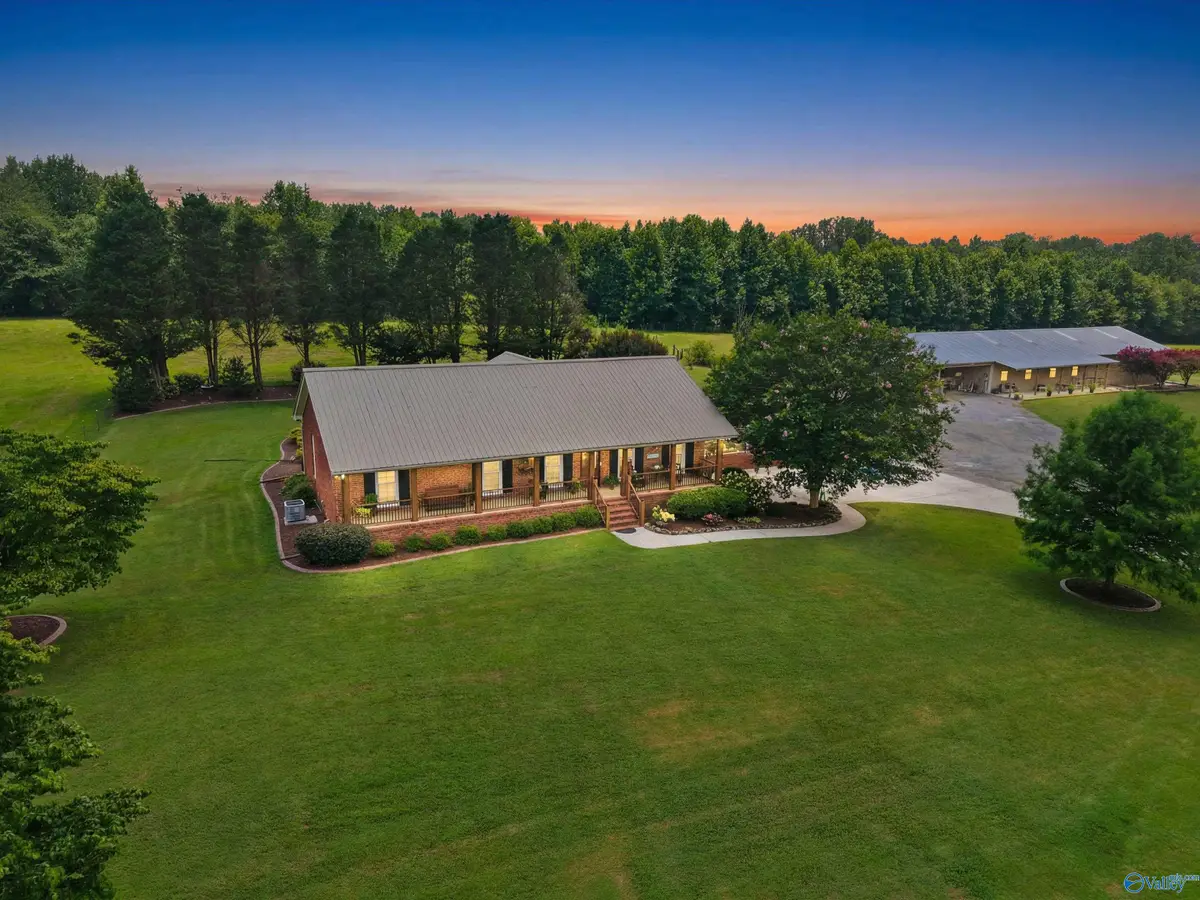 311 Dodd Road, Guntersville, AL 35976 - #1