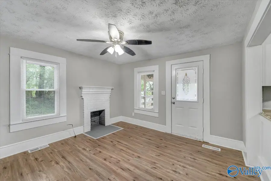 1109 Moore Avenue Nw, Cullman, AL 35055 - #3