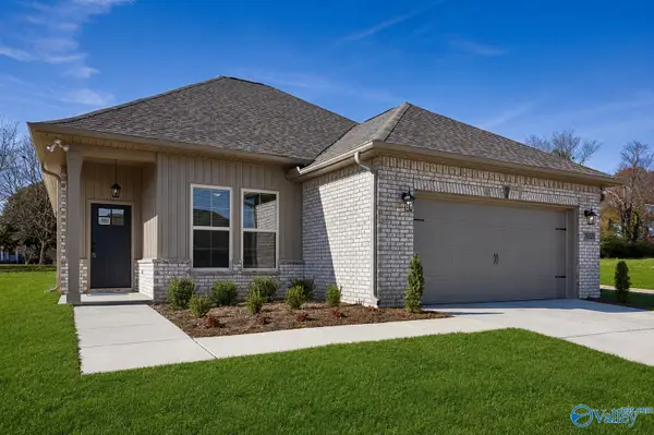 16521 Aspen Lane, Athens, AL 35611