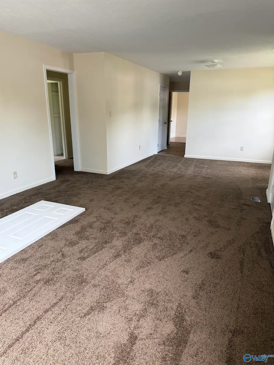 1123 Hillsboro Drive, Gadsden, AL 35903 - #2