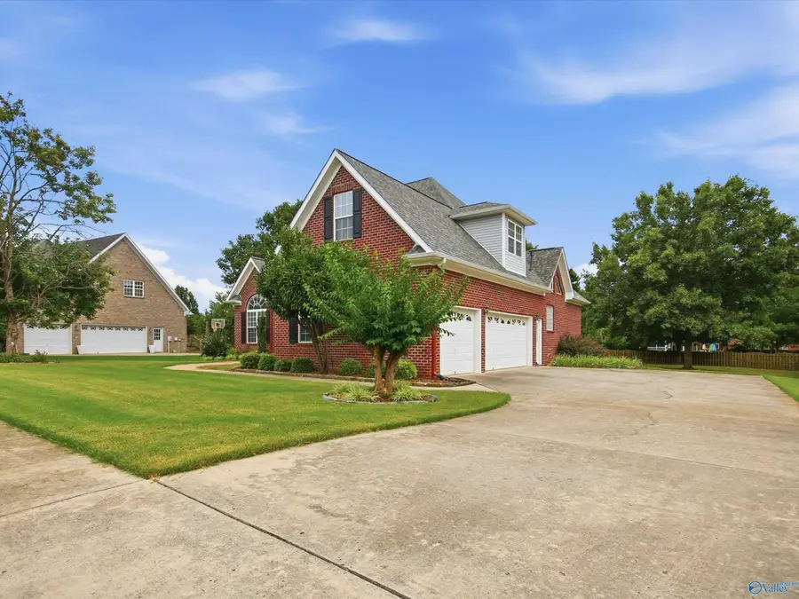 121 Ambergate Drive, Madison, AL 35756 - #3