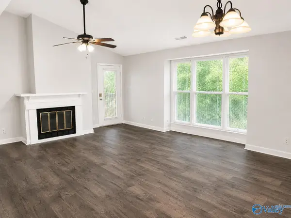 4964 Seven Pines Circle #4964, Huntsville, AL 35816