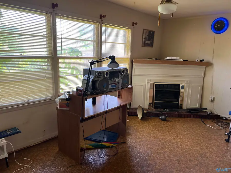 1602 SW Northmead Street, Decatur, AL 35601 - #2