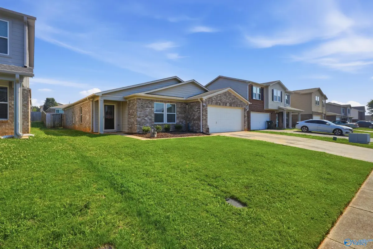 127 Vancouver Road, Meridianville, AL 35759 - #1