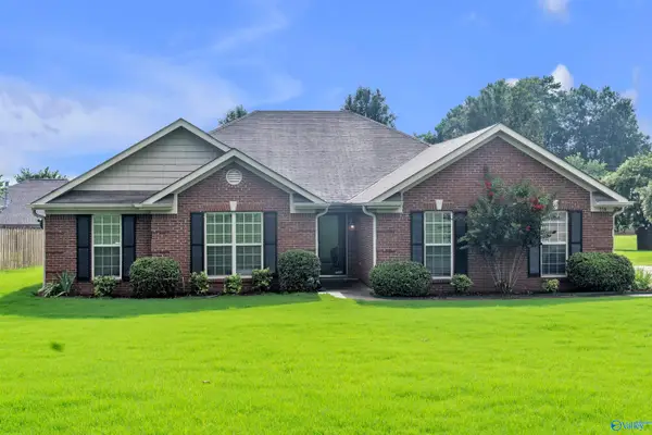 110 Cherry Glen, Huntsville, AL 35811