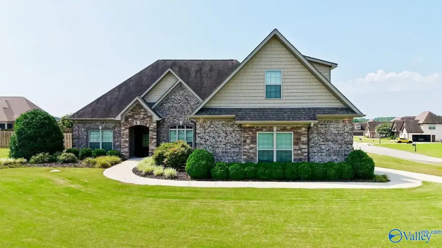 25286 Heathrow Street, Toney, AL 35773 - #2
