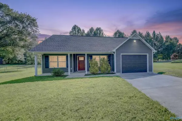 138 Quiet Lane, Hazel Green, AL 35750