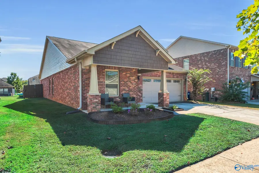 505 Maple Cove Lane Nw, Madison, AL 35757 - #2