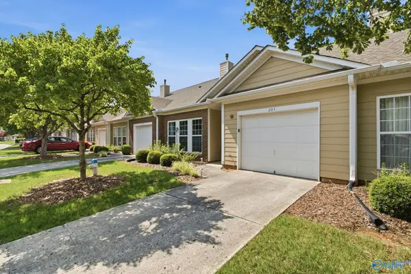 204 Madison Villas Way, Madison, AL 35758