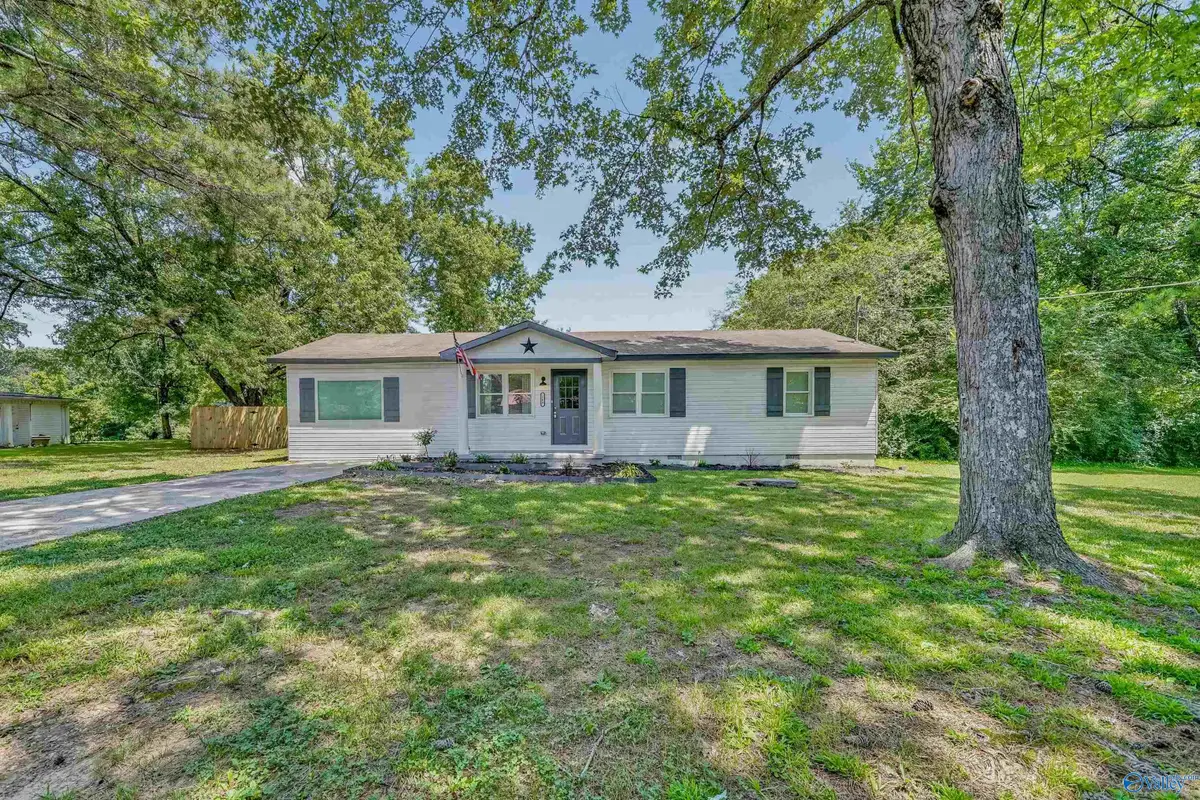 265 Flint River Drive, New Market, AL 35761 - #1