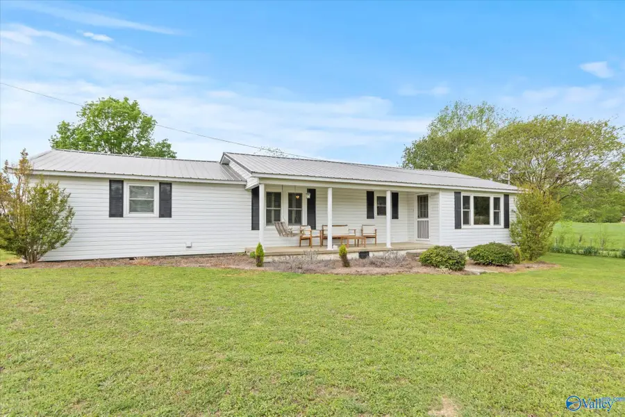 568 Rabbittown Road, Albertville, AL 35950 - #2