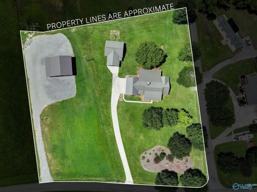 1526 Needmore Road, Albertville, AL 35950 - #3