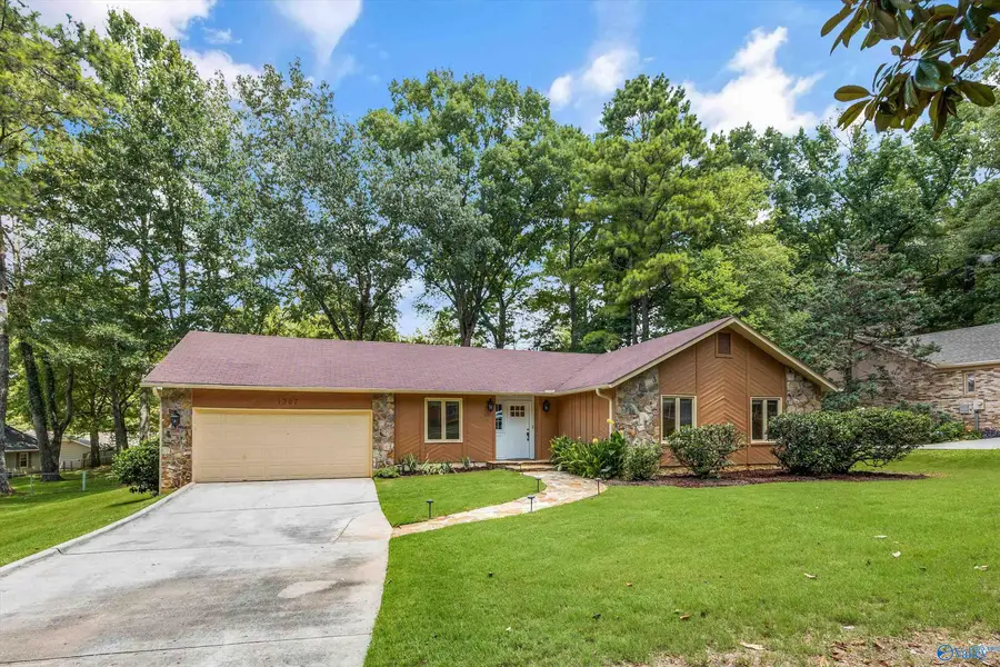 1307 Aldridge Drive, Huntsville, AL 35803 - #2