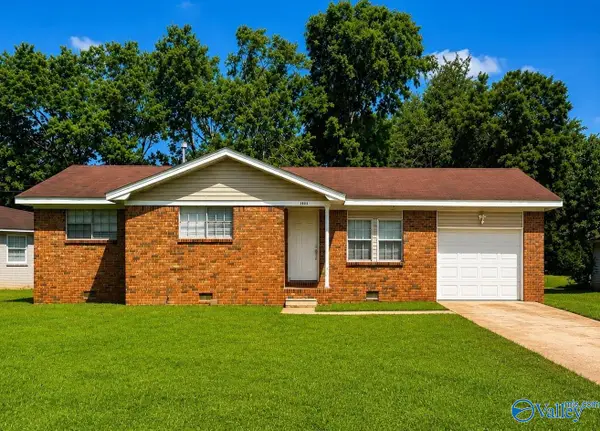 5028 Paden Drive Nw, Huntsville, AL 35810
