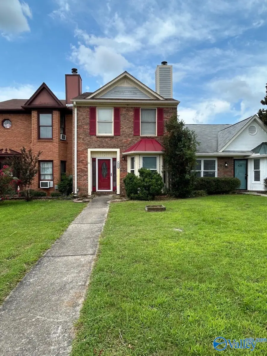 423 Autumnwood Drive Sw, Decatur, AL 35601 - #2