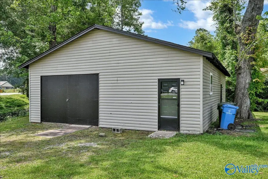 300 Longhorn Pass Nw, Hartselle, AL 35640 - #3