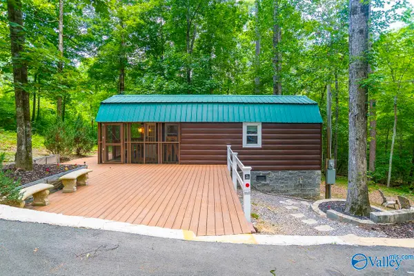 105 Ridge Circle, Scottsboro, AL 35769