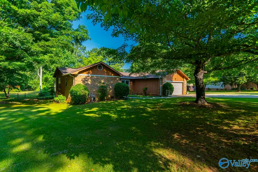 102 Francisco Road, Huntsville, AL 35811 - #2
