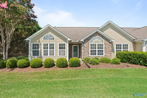 2074 Madison Villas Way #2074, Madison, AL 35758