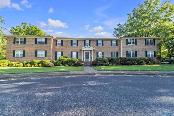 1203 Bailey Cove Circle Se #D, Huntsville, AL 35802