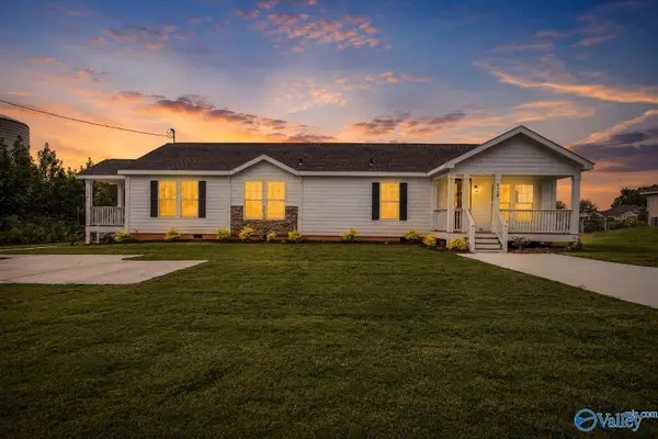 214 Fern Bank Drive, Hazel Green, AL 35750