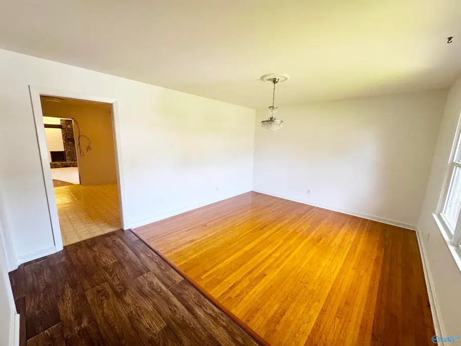 3905 SW Ashland Drive, Huntsville, AL 35805 - #3