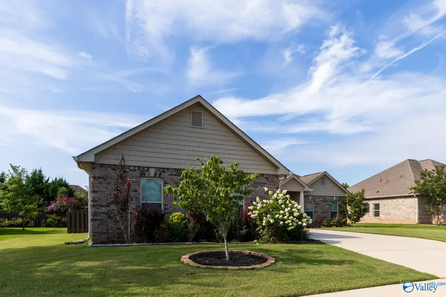 4416 Duskin Court Se, Owens Cross Roads, AL 35763 - #3