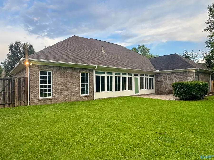 2305 Rockingham Lane Sw, Decatur, AL 35603 - #3