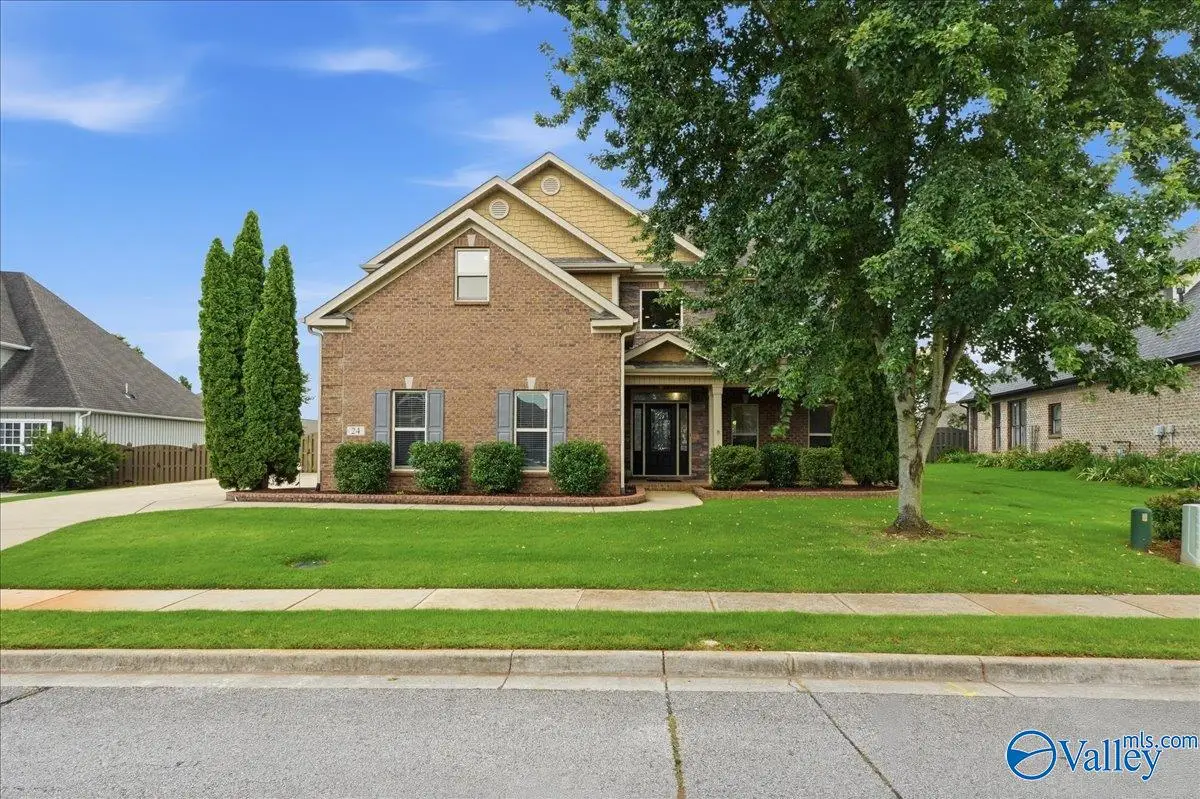 24 Hawthorn Heights Blvd Sw, Huntsville, AL 35824 - #1