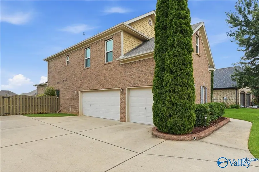24 Hawthorn Heights Blvd Sw, Huntsville, AL 35824 - #3