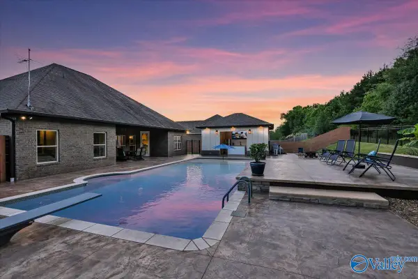 1111 Flatts Trace Sw, Cullman, AL 35055