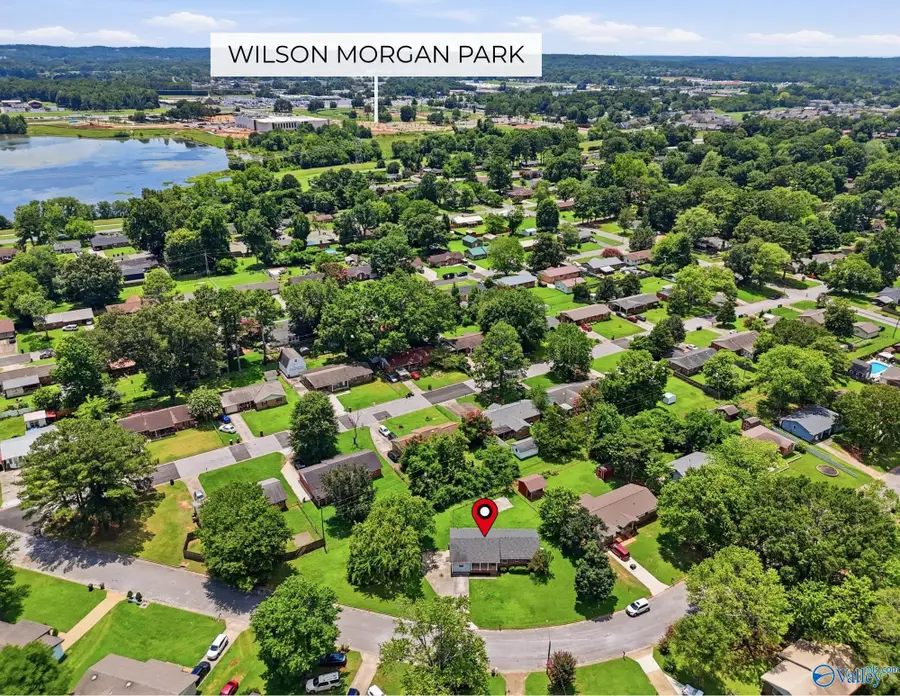 201 Larkwood Drive Sw, Decatur, AL 35601 - #2