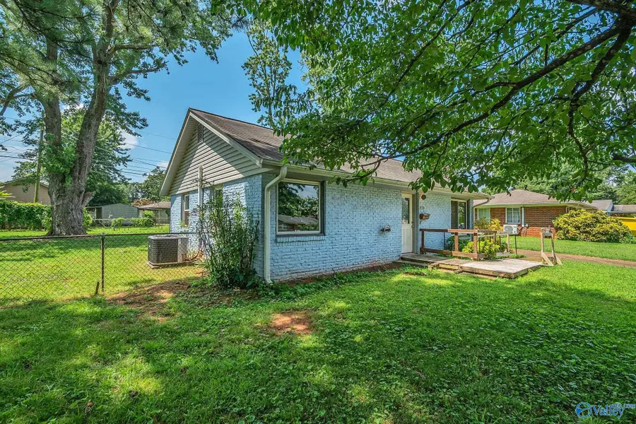 3503 Bluegrass Road Sw, Huntsville, AL 35805 - #2