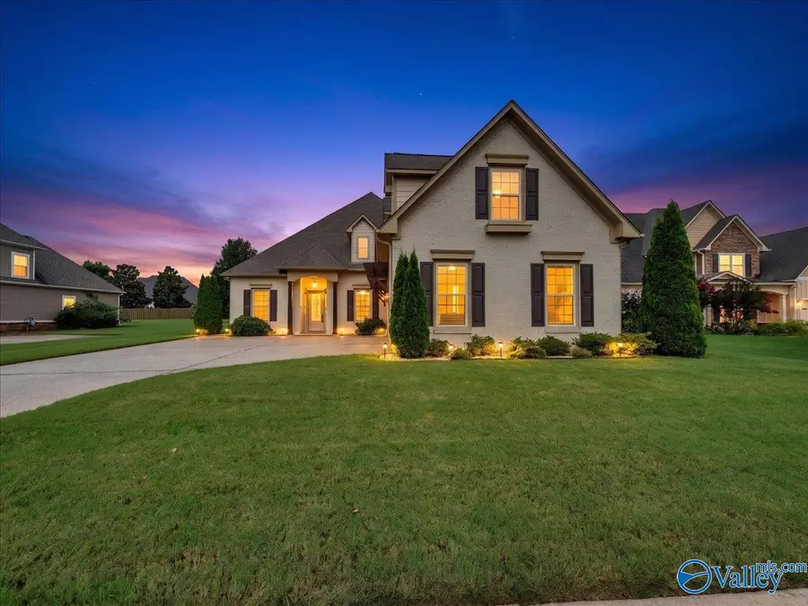 8 Crimson Cloud Blvd Sw, Huntsville, AL 35824 - #3