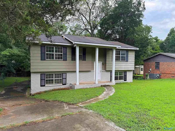 3109 Delia Lane, Huntsville, AL 35810